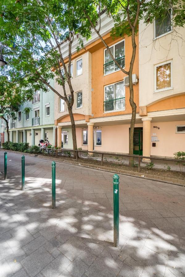 Beautiful Three Bedrooms Apartment With Free Parking Close To The Danube Coast Βουδαπέστη Εξωτερικό φωτογραφία