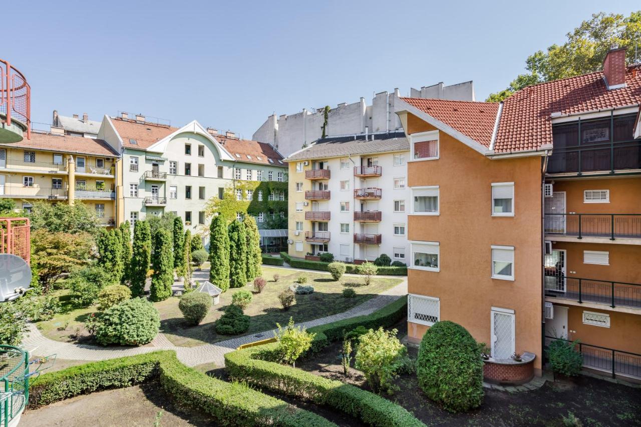 Beautiful Three Bedrooms Apartment With Free Parking Close To The Danube Coast Βουδαπέστη Εξωτερικό φωτογραφία