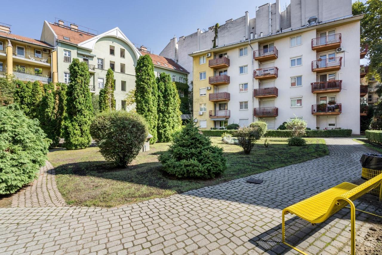 Beautiful Three Bedrooms Apartment With Free Parking Close To The Danube Coast Βουδαπέστη Εξωτερικό φωτογραφία