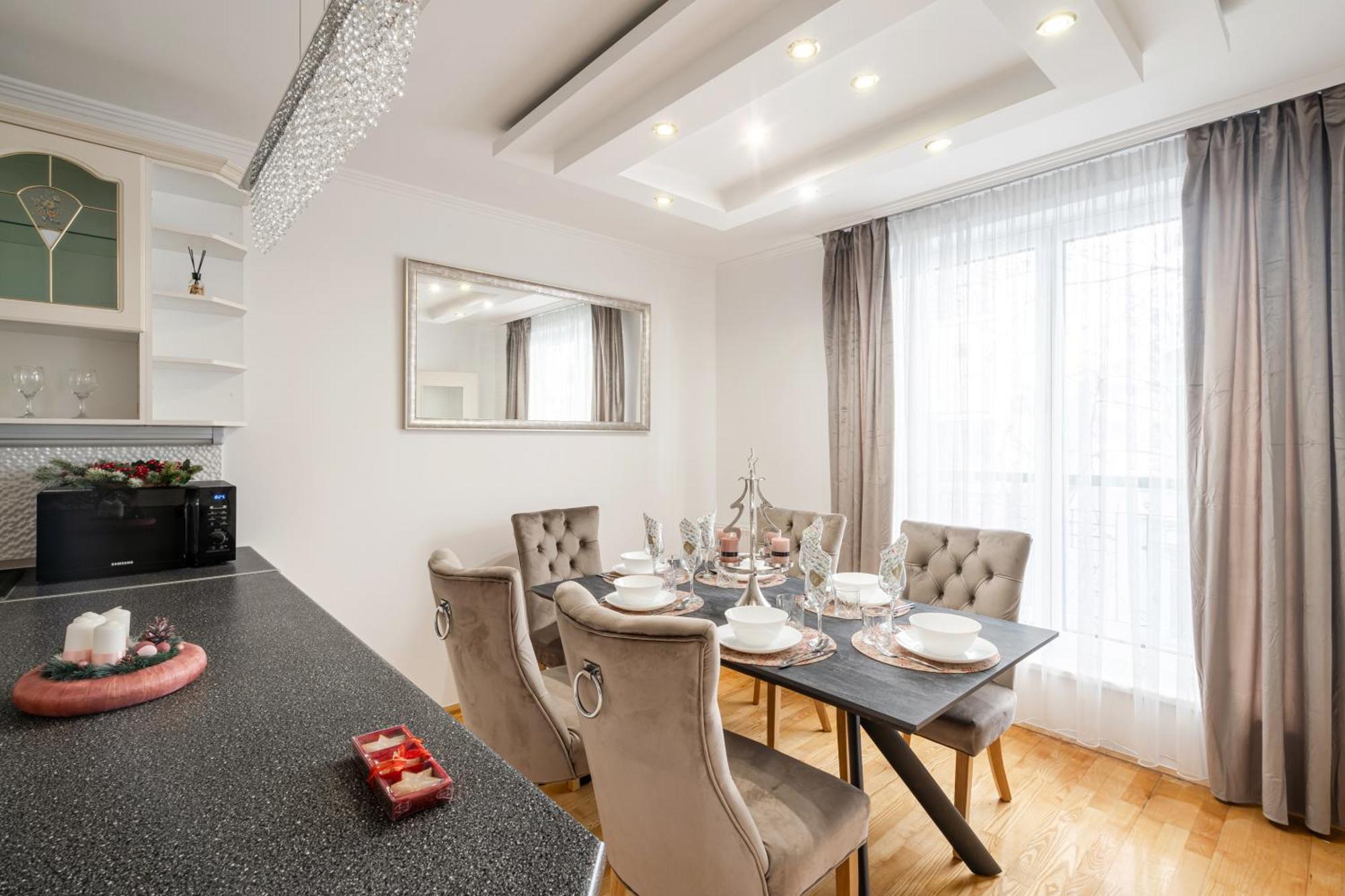 Beautiful Three Bedrooms Apartment With Free Parking Close To The Danube Coast Βουδαπέστη Εξωτερικό φωτογραφία
